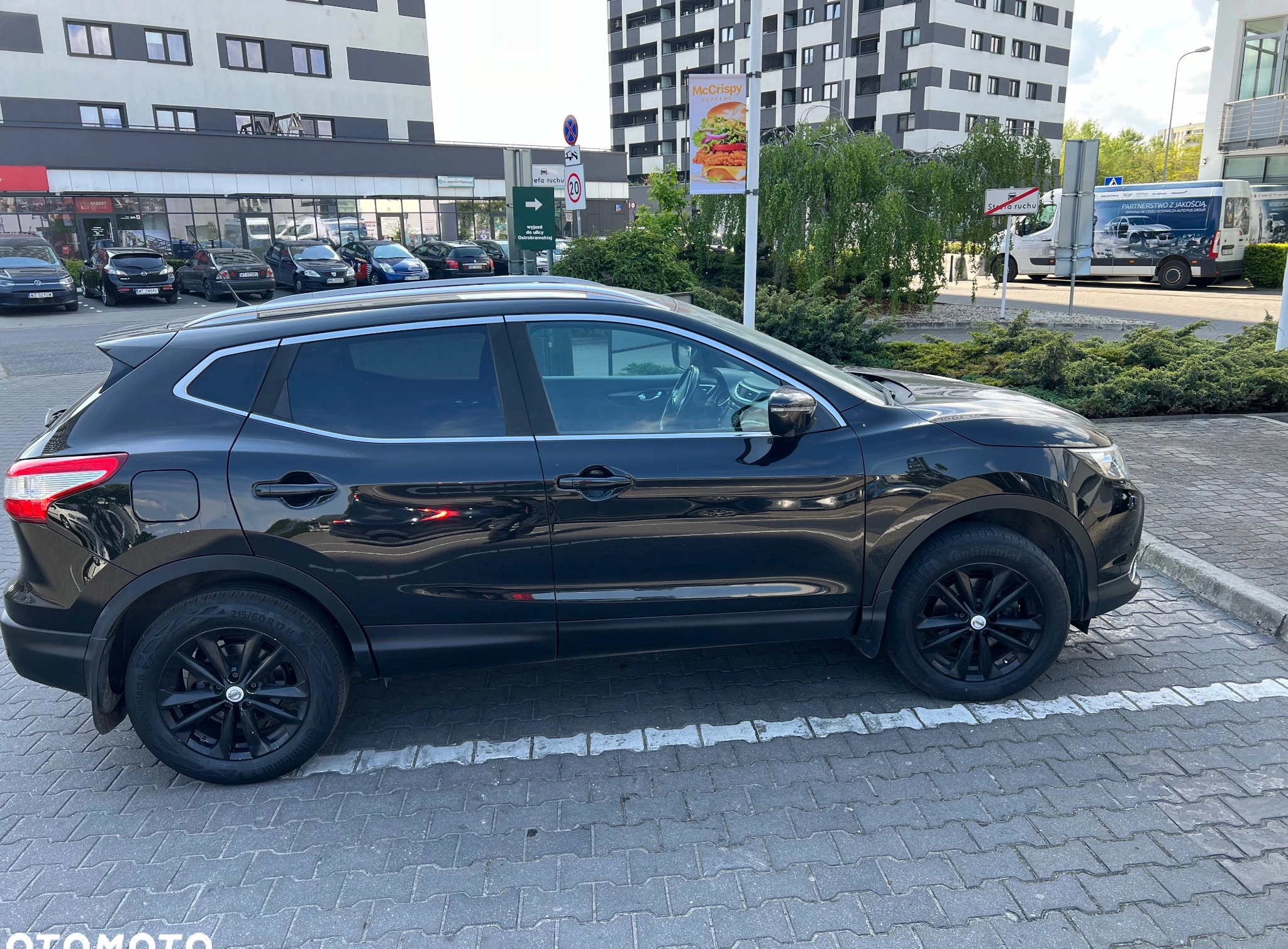 Nissan Qashqai cena 49900 przebieg: 122500, rok produkcji 2014 z Słubice małe 781